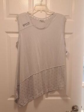 WDW EPCOT Sleeveless Asymmetric Light Gray Women's Top